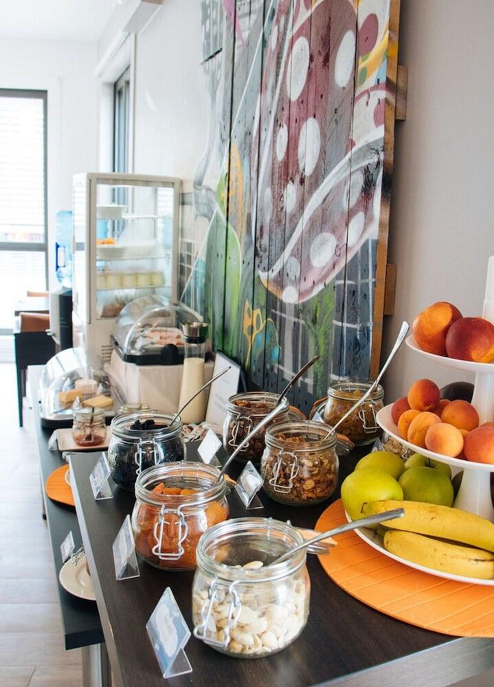 Tulip Inn Lille Grand Stade Residence Prochainement Twenty Business Flats Βιλνέβ ντ' Ασκ Εξωτερικό φωτογραφία