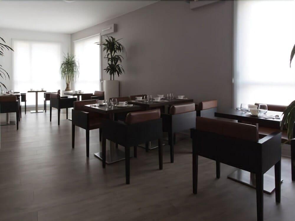 Tulip Inn Lille Grand Stade Residence Prochainement Twenty Business Flats Βιλνέβ ντ' Ασκ Εξωτερικό φωτογραφία