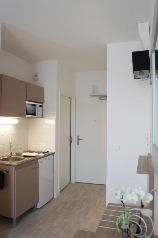 Tulip Inn Lille Grand Stade Residence Prochainement Twenty Business Flats Βιλνέβ ντ' Ασκ Δωμάτιο φωτογραφία