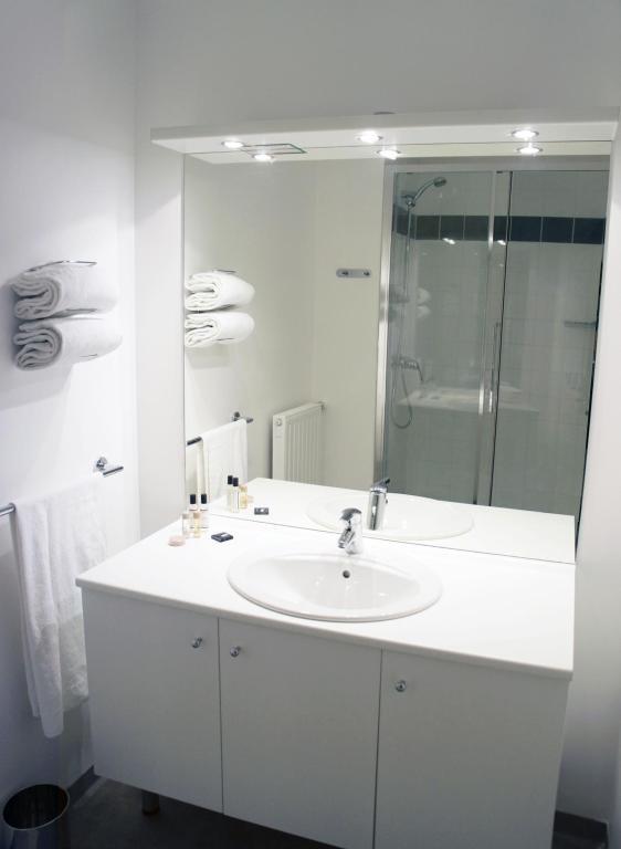 Tulip Inn Lille Grand Stade Residence Prochainement Twenty Business Flats Βιλνέβ ντ' Ασκ Δωμάτιο φωτογραφία